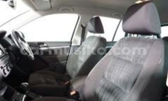 Nunua Ilio tumika Volkswagen Tiguan Bluu Gari ndani ya Beitbridge nchini Matabeleland Kusini Nunua Ilio tumika Volkswagen Tiguan Bluu Gari ndani ya Beitbridge nchini Matabeleland Kusini