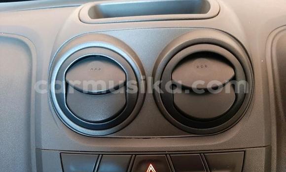 Acheter Occasion Voiture Chevrolet Van Blanc à Beitbridge, Matabeleland South Acheter Occasion Voiture Chevrolet Van Blanc à Beitbridge, Matabeleland South