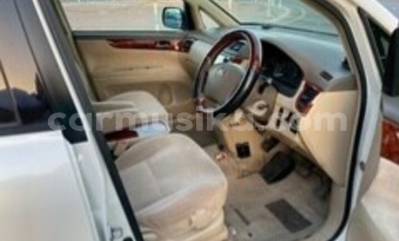 Tenga Tsaru Toyota Ipsum Chena Mota in Beitbridge in Matabeleland South Tenga Tsaru Toyota Ipsum Chena Mota in Beitbridge in Matabeleland South