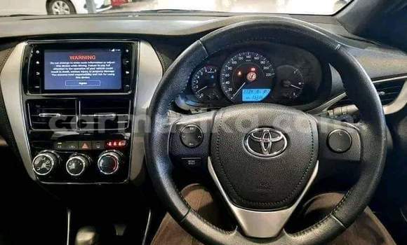 Nunua Ilio tumika Toyota Yaris Fedha Gari ndani ya Beitbridge nchini Matabeleland Kusini Nunua Ilio tumika Toyota Yaris Fedha Gari ndani ya Beitbridge nchini Matabeleland Kusini