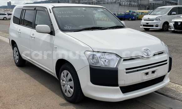 Acheter Occasion Voiture Toyota Probox Blanc à Beitbridge, Matabeleland South Acheter Occasion Voiture Toyota Probox Blanc à Beitbridge, Matabeleland South