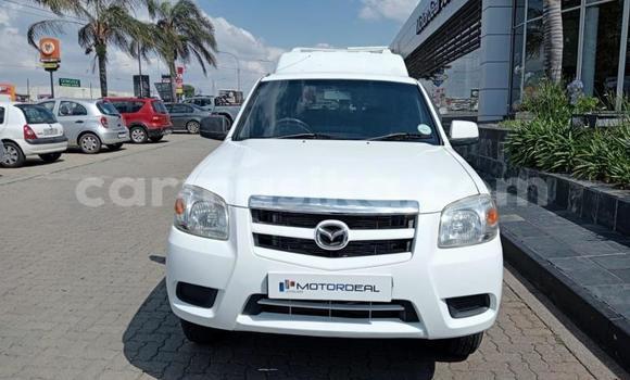 Acheter Occasion Voiture Mazda BT-50 Blanc à Beitbridge, Matabeleland South Acheter Occasion Voiture Mazda BT-50 Blanc à Beitbridge, Matabeleland South