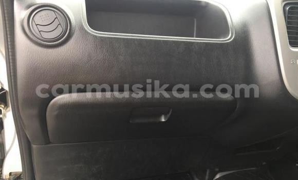 Buy Used Nissan Caravan Silver Car in Beitbridge in Matabeleland South Buy Used Nissan Caravan Silver Car in Beitbridge in Matabeleland South