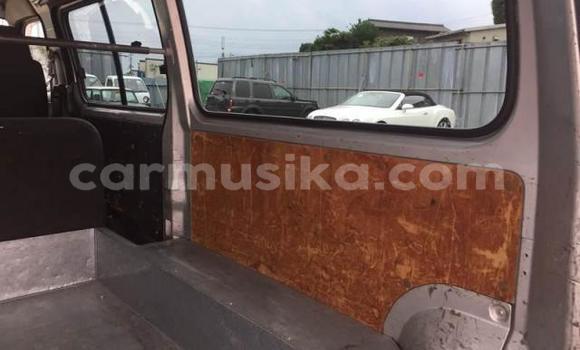 Buy Used Nissan Caravan Silver Car in Beitbridge in Matabeleland South Buy Used Nissan Caravan Silver Car in Beitbridge in Matabeleland South