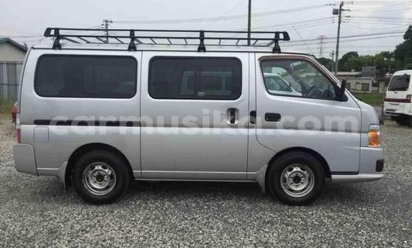 Buy Used Nissan Caravan Silver Car in Beitbridge in Matabeleland South Buy Used Nissan Caravan Silver Car in Beitbridge in Matabeleland South