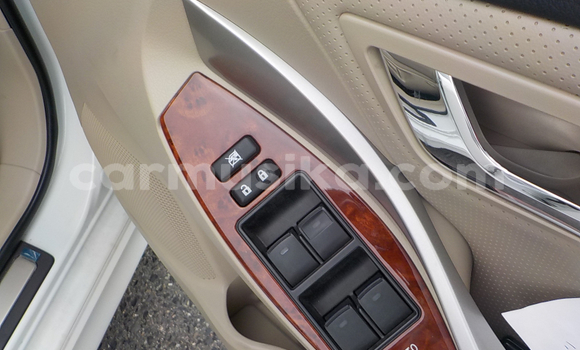 Buy Used Toyota Allion White Car in Beitbridge in Matabeleland South Buy Used Toyota Allion White Car in Beitbridge in Matabeleland South