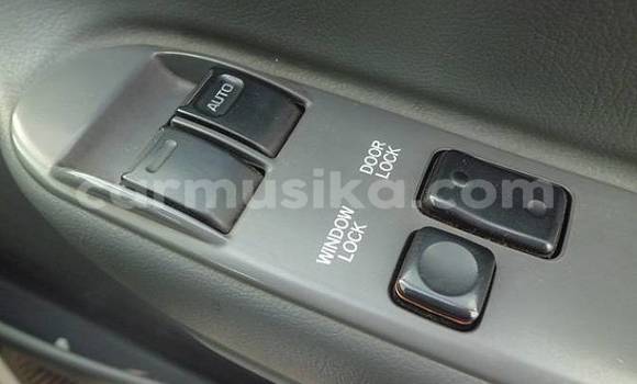 Buy Used Toyota Hiace White Car in Beitbridge in Matabeleland South Buy Used Toyota Hiace White Car in Beitbridge in Matabeleland South