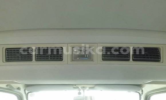 Buy Used Toyota Hiace White Car in Beitbridge in Matabeleland South Buy Used Toyota Hiace White Car in Beitbridge in Matabeleland South