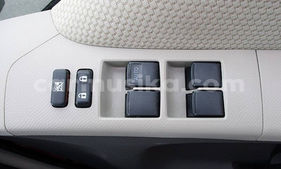 Acheter Occasion Voiture Toyota Vitz Rouge à Beitbridge, Matabeleland South Acheter Occasion Voiture Toyota Vitz Rouge à Beitbridge, Matabeleland South