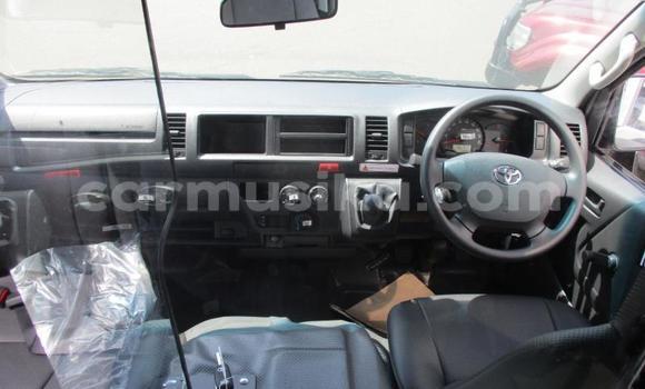 Acheter Occasion Voiture Toyota Hiace Blanc à Beitbridge, Matabeleland South Acheter Occasion Voiture Toyota Hiace Blanc à Beitbridge, Matabeleland South