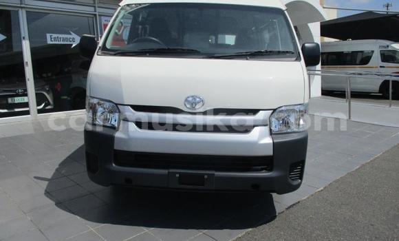 Acheter Occasion Voiture Toyota Hiace Blanc à Beitbridge, Matabeleland South Acheter Occasion Voiture Toyota Hiace Blanc à Beitbridge, Matabeleland South