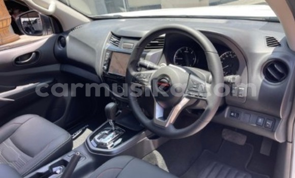 Acheter Occasion Voiture Nissan Navara Blanc à Beitbridge, Matabeleland South Acheter Occasion Voiture Nissan Navara Blanc à Beitbridge, Matabeleland South