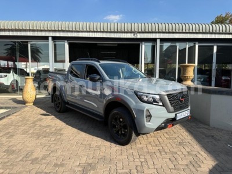 Big with watermark nissan navara matabeleland south beitbridge 32936