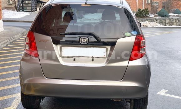 Acheter Occasion Voiture Honda Fit Gris à Beitbridge, Matabeleland South Acheter Occasion Voiture Honda Fit Gris à Beitbridge, Matabeleland South