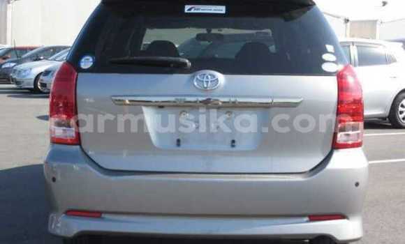 Buy Used Toyota Wish White Car in Beitbridge in Matabeleland South