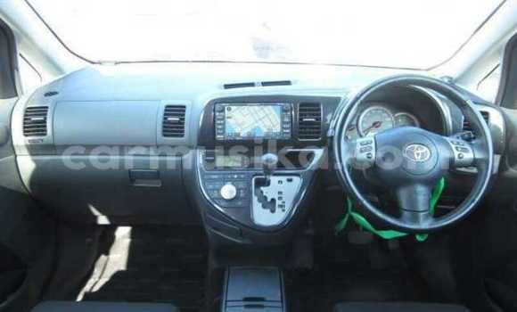 Acheter Occasion Voiture Toyota Wish Blanc à Beitbridge, Matabeleland South Acheter Occasion Voiture Toyota Wish Blanc à Beitbridge, Matabeleland South