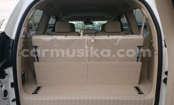 Acheter Occasion Voiture Toyota Prado Blanc à Beitbridge, Matabeleland South Acheter Occasion Voiture Toyota Prado Blanc à Beitbridge, Matabeleland South