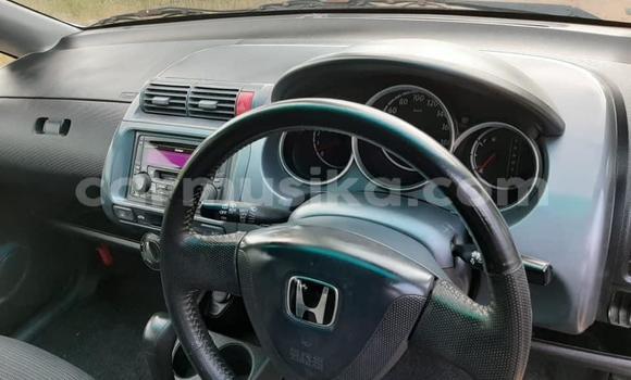 Acheter Occasion Voiture Honda Fit Blanc à Beitbridge, Matabeleland South Acheter Occasion Voiture Honda Fit Blanc à Beitbridge, Matabeleland South