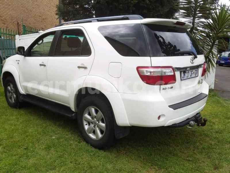 Big with watermark toyota fortuner matabeleland south beitbridge 32948