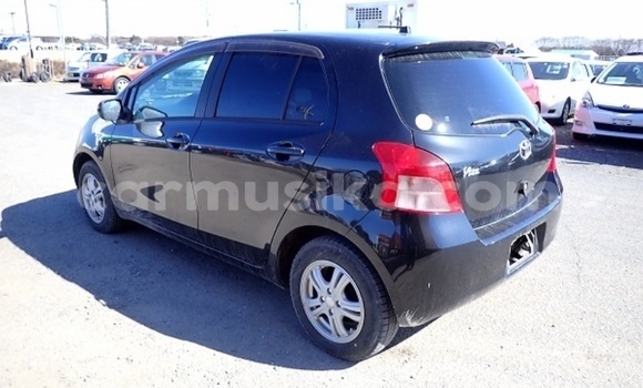 Nunua Ilio tumika Toyota Vitz Nyeusi Gari ndani ya Beitbridge nchini Matabeleland Kusini Nunua Ilio tumika Toyota Vitz Nyeusi Gari ndani ya Beitbridge nchini Matabeleland Kusini