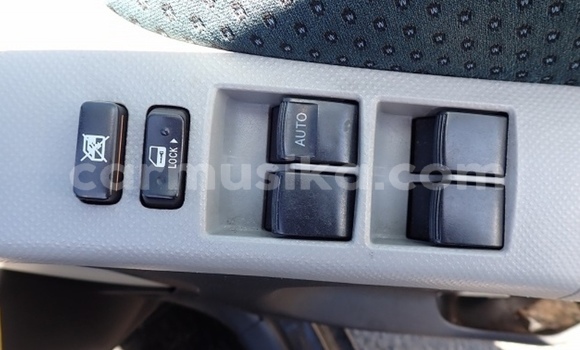 Nunua Ilio tumika Toyota Vitz Nyeusi Gari ndani ya Beitbridge nchini Matabeleland Kusini Nunua Ilio tumika Toyota Vitz Nyeusi Gari ndani ya Beitbridge nchini Matabeleland Kusini