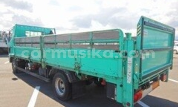 Acheter Occasion Utilitaire Hino 300 Vert à Beitbridge, Matabeleland South Acheter Occasion Utilitaire Hino 300 Vert à Beitbridge, Matabeleland South