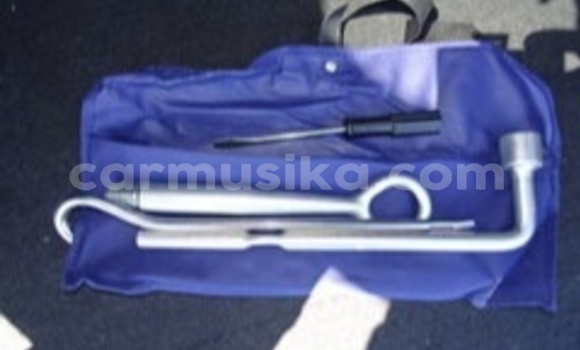 Nunua Ilio tumika Honda Fit Bluu Gari ndani ya Beitbridge nchini Matabeleland Kusini Nunua Ilio tumika Honda Fit Bluu Gari ndani ya Beitbridge nchini Matabeleland Kusini