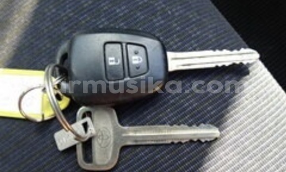 Acheter Occasion Voiture Toyota Probox Blanc à Beitbridge, Matabeleland South Acheter Occasion Voiture Toyota Probox Blanc à Beitbridge, Matabeleland South