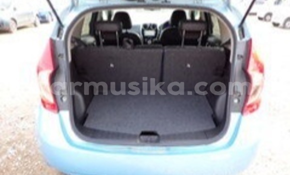 Nunua Ilio tumika Toyota Platz Bluu Gari ndani ya Beitbridge nchini Matabeleland Kusini Nunua Ilio tumika Toyota Platz Bluu Gari ndani ya Beitbridge nchini Matabeleland Kusini