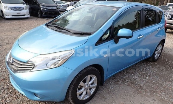 Nunua Ilio tumika Toyota Platz Bluu Gari ndani ya Beitbridge nchini Matabeleland Kusini Nunua Ilio tumika Toyota Platz Bluu Gari ndani ya Beitbridge nchini Matabeleland Kusini