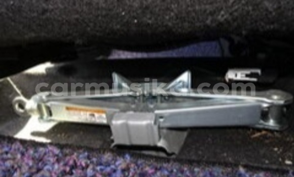 Nunua Ilio tumika Toyota Aqua Fedha Gari ndani ya Beitbridge nchini Matabeleland Kusini Nunua Ilio tumika Toyota Aqua Fedha Gari ndani ya Beitbridge nchini Matabeleland Kusini