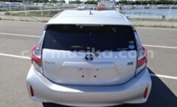 Nunua Ilio tumika Toyota Aqua Fedha Gari ndani ya Beitbridge nchini Matabeleland Kusini Nunua Ilio tumika Toyota Aqua Fedha Gari ndani ya Beitbridge nchini Matabeleland Kusini