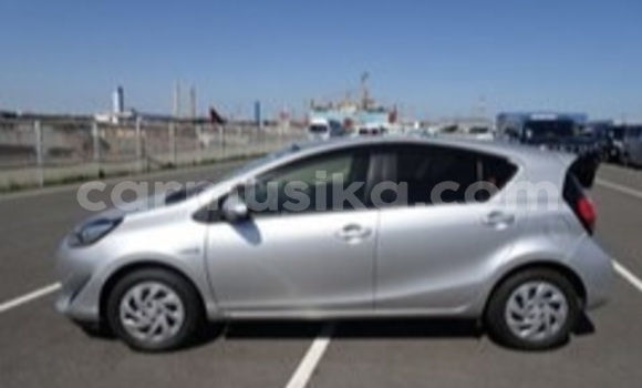 Nunua Ilio tumika Toyota Aqua Fedha Gari ndani ya Beitbridge nchini Matabeleland Kusini Nunua Ilio tumika Toyota Aqua Fedha Gari ndani ya Beitbridge nchini Matabeleland Kusini