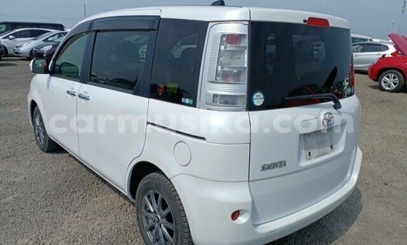 Acheter Occasion Voiture Toyota Sienta Blanc à Beitbridge, Matabeleland South Acheter Occasion Voiture Toyota Sienta Blanc à Beitbridge, Matabeleland South