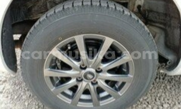 Acheter Occasion Voiture Toyota Sienta Blanc à Beitbridge, Matabeleland South Acheter Occasion Voiture Toyota Sienta Blanc à Beitbridge, Matabeleland South