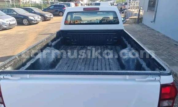 Buy Used Isuzu KB White Car in Beitbridge in Matabeleland South Buy Used Isuzu KB White Car in Beitbridge in Matabeleland South