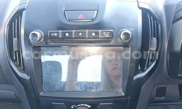 Buy Used Isuzu KB White Car in Beitbridge in Matabeleland South Buy Used Isuzu KB White Car in Beitbridge in Matabeleland South