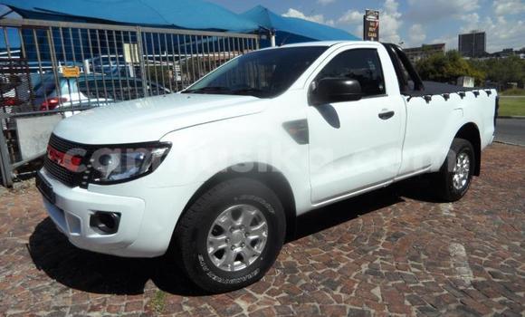Acheter Occasion Voiture Ford Ranger Blanc à Beitbridge, Matabeleland South Acheter Occasion Voiture Ford Ranger Blanc à Beitbridge, Matabeleland South