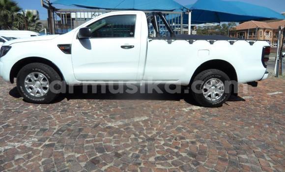 Acheter Occasion Voiture Ford Ranger Blanc à Beitbridge, Matabeleland South Acheter Occasion Voiture Ford Ranger Blanc à Beitbridge, Matabeleland South