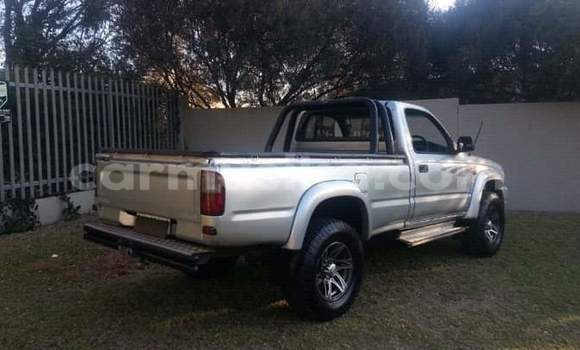 Acheter Occasion Voiture Toyota Hilux Gris à Beitbridge, Matabeleland South Acheter Occasion Voiture Toyota Hilux Gris à Beitbridge, Matabeleland South