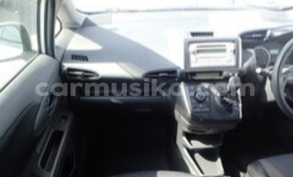 Acheter Occasion Voiture Toyota Wish Gris à Beitbridge, Matabeleland South Acheter Occasion Voiture Toyota Wish Gris à Beitbridge, Matabeleland South