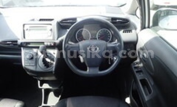 Acheter Occasion Voiture Toyota Wish Gris à Beitbridge, Matabeleland South Acheter Occasion Voiture Toyota Wish Gris à Beitbridge, Matabeleland South