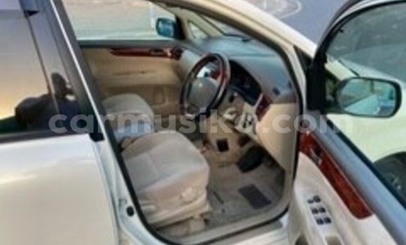 Acheter Occasion Voiture Toyota Ipsum Blanc à Beitbridge, Matabeleland South Acheter Occasion Voiture Toyota Ipsum Blanc à Beitbridge, Matabeleland South