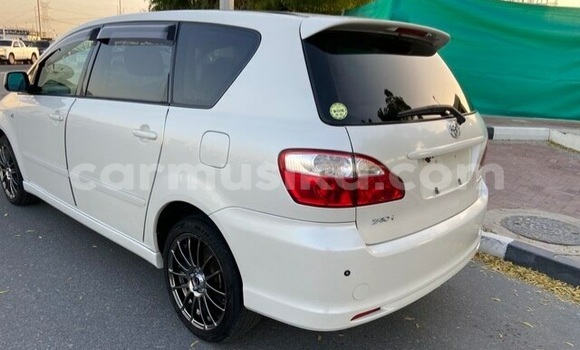 Acheter Occasion Voiture Toyota Ipsum Blanc à Beitbridge, Matabeleland South Acheter Occasion Voiture Toyota Ipsum Blanc à Beitbridge, Matabeleland South