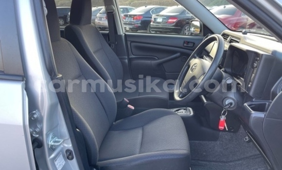 Acheter Occasion Voiture Toyota Probox Blanc à Beitbridge, Matabeleland South Acheter Occasion Voiture Toyota Probox Blanc à Beitbridge, Matabeleland South