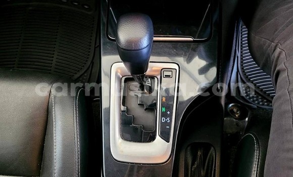 Acheter Occasion Voiture Toyota Fortuner Gris à Beitbridge, Matabeleland South Acheter Occasion Voiture Toyota Fortuner Gris à Beitbridge, Matabeleland South