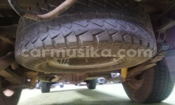 Acheter Occasion Voiture Nissan Hardbody Blanc à Beitbridge, Matabeleland South Acheter Occasion Voiture Nissan Hardbody Blanc à Beitbridge, Matabeleland South