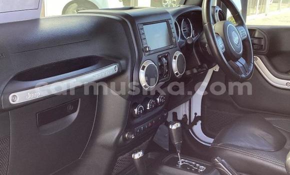 Acheter Occasion Voiture Jeep Wrangler Blanc à Beitbridge, Matabeleland South Acheter Occasion Voiture Jeep Wrangler Blanc à Beitbridge, Matabeleland South