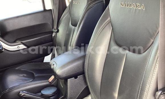 Acheter Occasion Voiture Jeep Wrangler Blanc à Beitbridge, Matabeleland South Acheter Occasion Voiture Jeep Wrangler Blanc à Beitbridge, Matabeleland South