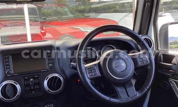 Acheter Occasion Voiture Jeep Wrangler Blanc à Beitbridge, Matabeleland South Acheter Occasion Voiture Jeep Wrangler Blanc à Beitbridge, Matabeleland South